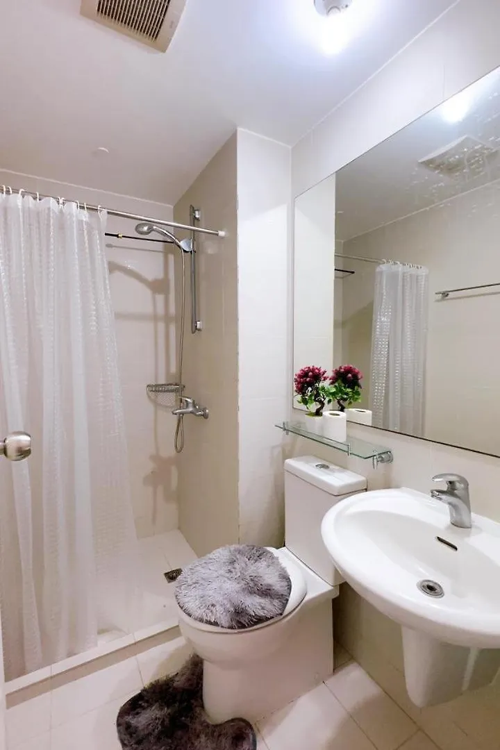 Azure Urban Resort Residences- Azure Staycation By Em Paranaque City Aparthotel