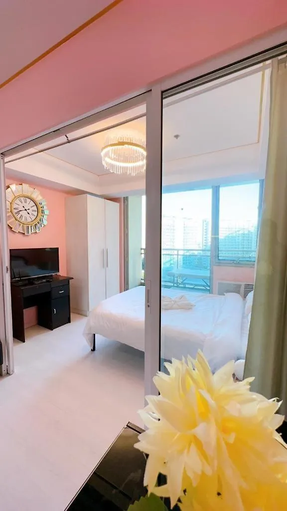 Azure Urban Resort Residences- Azure Staycation By Em Paranaque City 0*,  Philippines