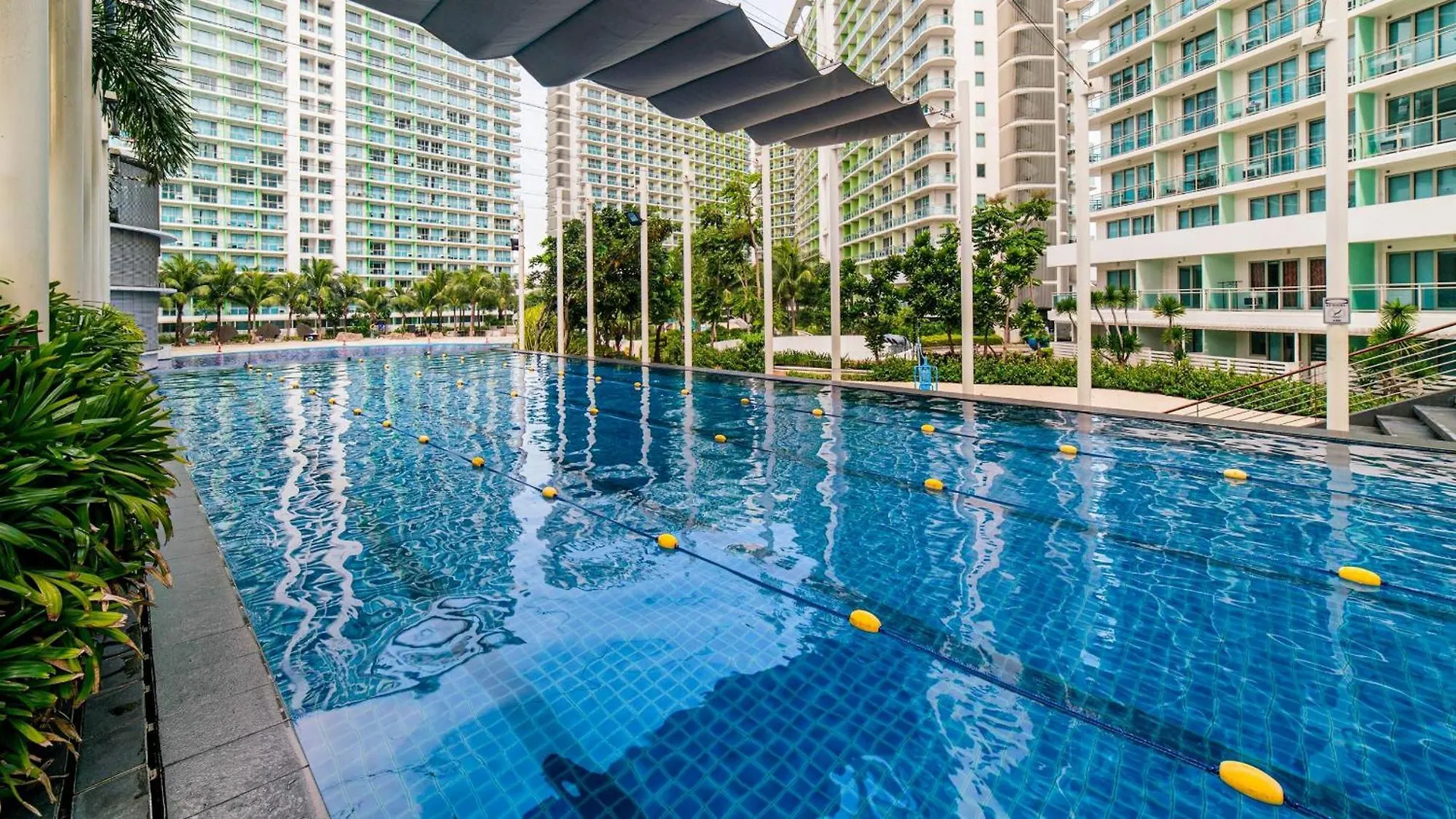 Azure Urban Resort Residences- Azure Staycation By Em Paranaque City Philippines